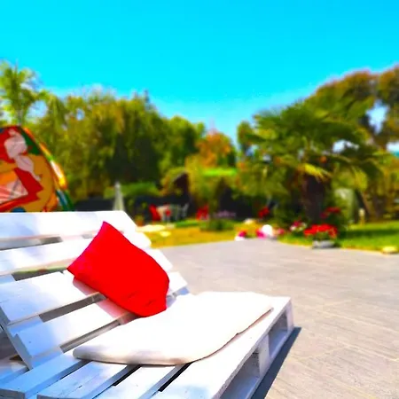 In - Little Paradise Villa