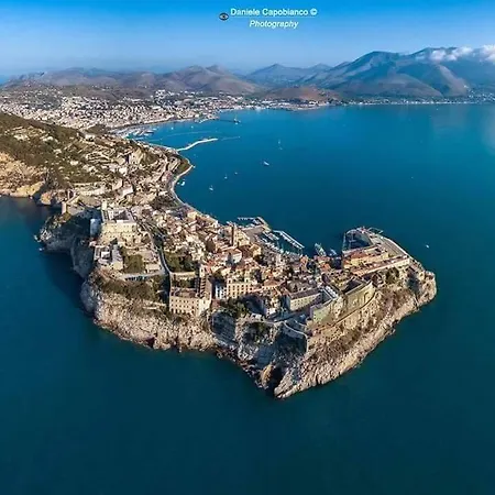 In - Little Paradise Gaeta