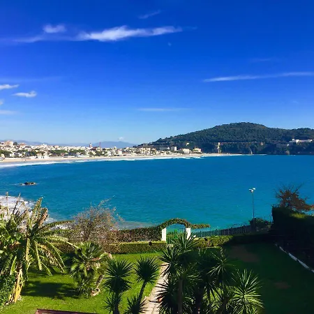 In - Little Paradise Gaeta