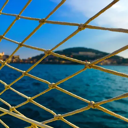 In - Little Paradise * Gaeta